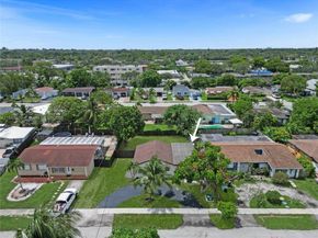 6220 NW 12th Ct, Sunrise FL 33313