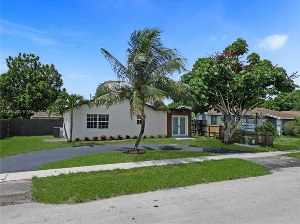 6220 NW 12th Ct, Sunrise FL 33313