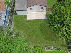 6220 NW 12th Ct, Sunrise FL 33313