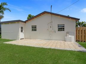 6220 NW 12th Ct, Sunrise FL 33313