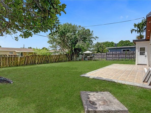 6220 NW 12th Ct, Sunrise FL 33313