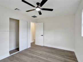 6220 NW 12th Ct, Sunrise FL 33313
