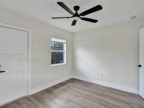 6220 NW 12th Ct, Sunrise FL 33313