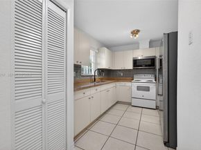 1700 SW 97th Ave, Miramar FL 33025