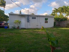 508 Beech Rd, West Palm Beach FL 33409