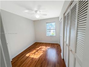 1145 W Lake St, Hollywood FL 33019