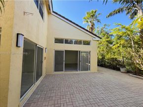 1145 W Lake St, Hollywood FL 33019