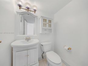 6900 Bay Dr 7E, Miami Beach FL 33141