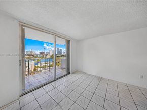 6900 Bay Dr 7E, Miami Beach FL 33141