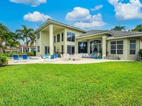 10221 Blue Palm St, Plantation FL 33324