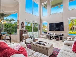 10221 Blue Palm St, Plantation FL 33324