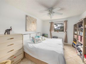 3990 NW 42nd Ave 311, Lauderdale Lakes FL 33319