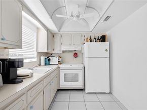 600 Pine Dr 111, Pompano Beach FL 33060