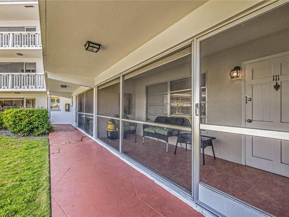 600 Pine Dr 111, Pompano Beach FL 33060