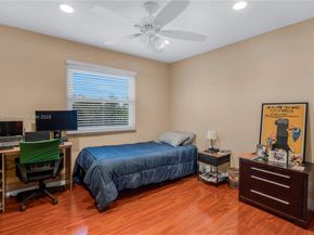Undisclosed Address #A11822439, Boca Raton FL 33498