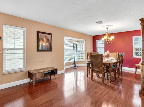 Undisclosed Address #A11822439, Boca Raton FL 33498