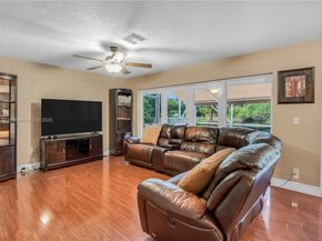 Undisclosed Address #A11822439, Boca Raton FL 33498
