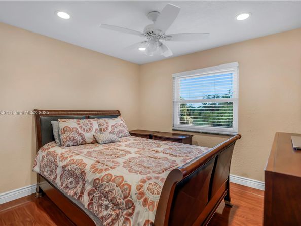 Undisclosed Address #A11822439, Boca Raton FL 33498
