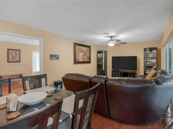 Undisclosed Address #A11822439, Boca Raton FL 33498