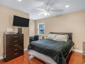 Undisclosed Address #A11822439, Boca Raton FL 33498
