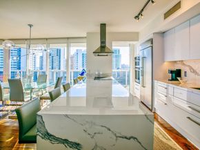 1850 S Ocean Dr 1004, Hallandale Beach FL 33009