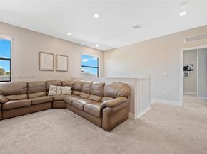 17577 SW 41st St, Miramar FL 33029