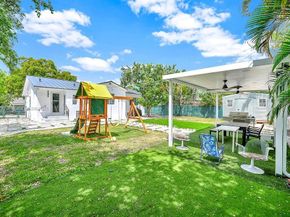 876 NE 81st St, Miami FL 33138