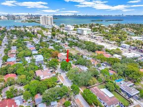 876 NE 81st St, Miami FL 33138