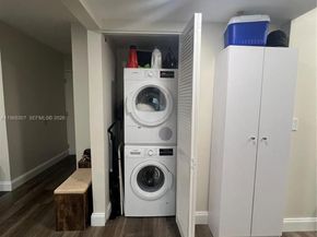 3642 NE 171st St 307, North Miami Beach FL 33160