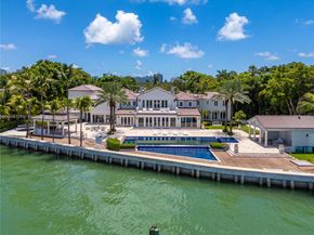 5940 N Bay Rd, Miami Beach FL 33140