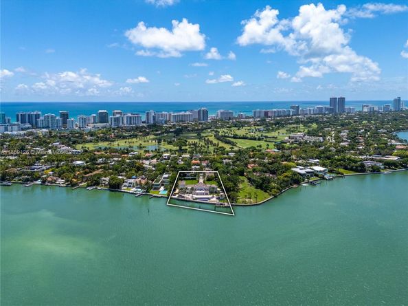 5940 N Bay Rd, Miami Beach FL 33140