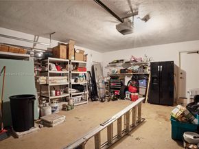 1031 SW 91st Ave, Plantation FL 33324