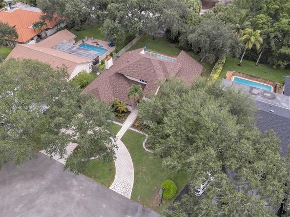 1031 SW 91st Ave, Plantation FL 33324