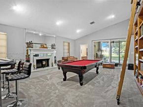 1031 SW 91st Ave, Plantation FL 33324