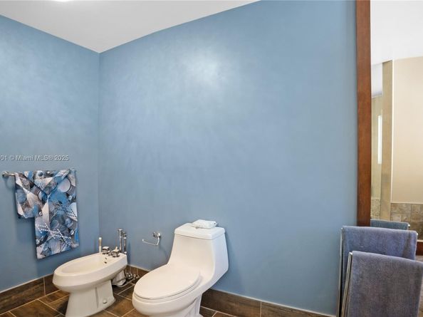 1031 SW 91st Ave, Plantation FL 33324