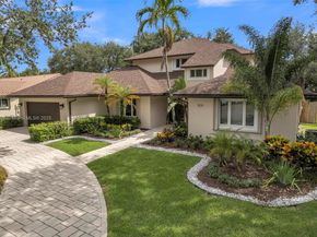 1031 SW 91st Ave, Plantation FL 33324