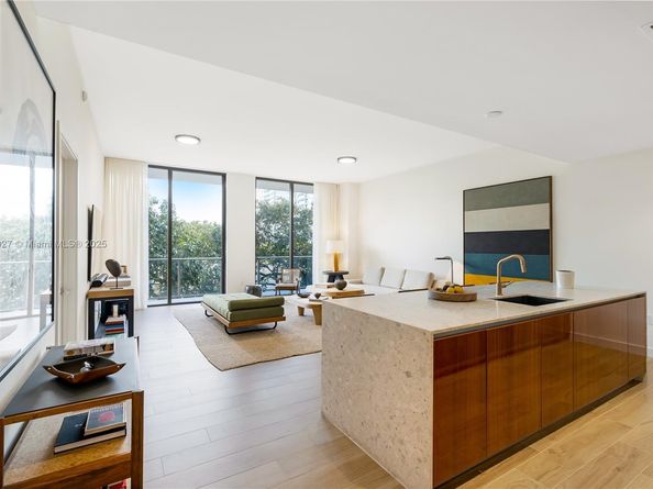 2678 Tigertail Ave 302, Coconut Grove FL 33133