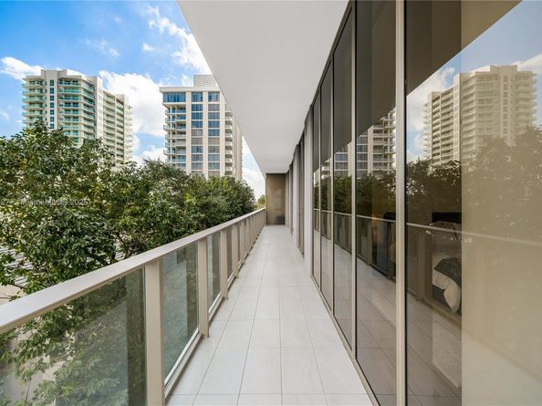 2678 Tigertail Ave 302, Coconut Grove FL 33133