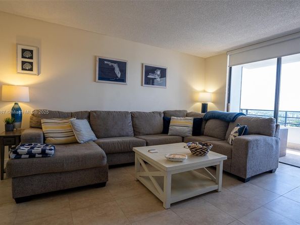 500 Three Islands Blvd 1008, Hallandale Beach FL 33009