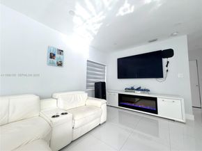 14401 Boggs Dr, Miami FL 33176