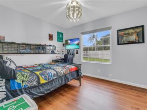 362 Bridgeton Rd, Weston FL 33326