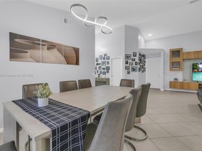 362 Bridgeton Rd, Weston FL 33326