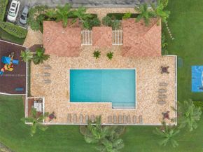 362 Bridgeton Rd, Weston FL 33326