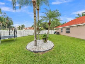 362 Bridgeton Rd, Weston FL 33326