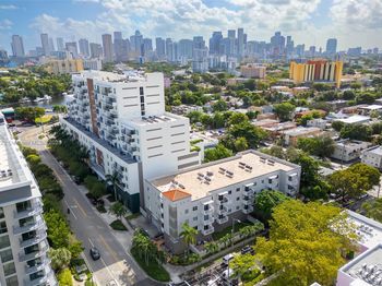 1060 NW 7th St