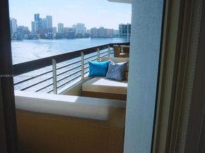 3530 Mystic Pointe Dr 1714, Aventura FL 33180