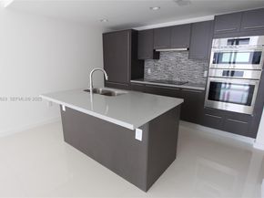 7875 NW 107th Ave 519, Doral FL 33178