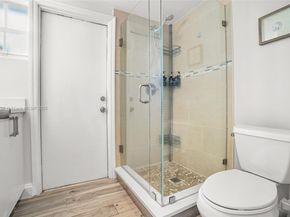 1611 Mayo St, Hollywood FL 33020