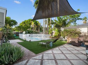 1611 Mayo St, Hollywood FL 33020