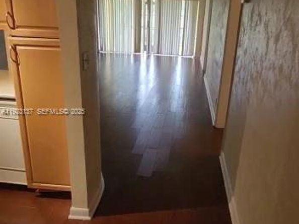 3905 N Nob Hill Rd 103, Sunrise FL 33351